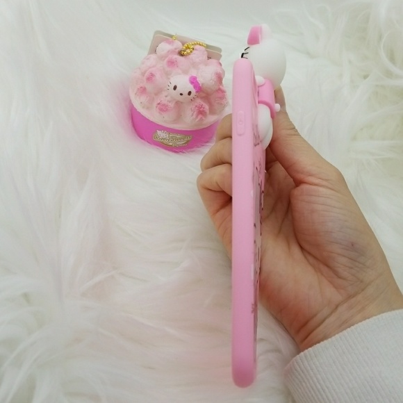 IPHONE 7&8 HELLO KITTY TPU 3D CASE - Picture 3 of 4